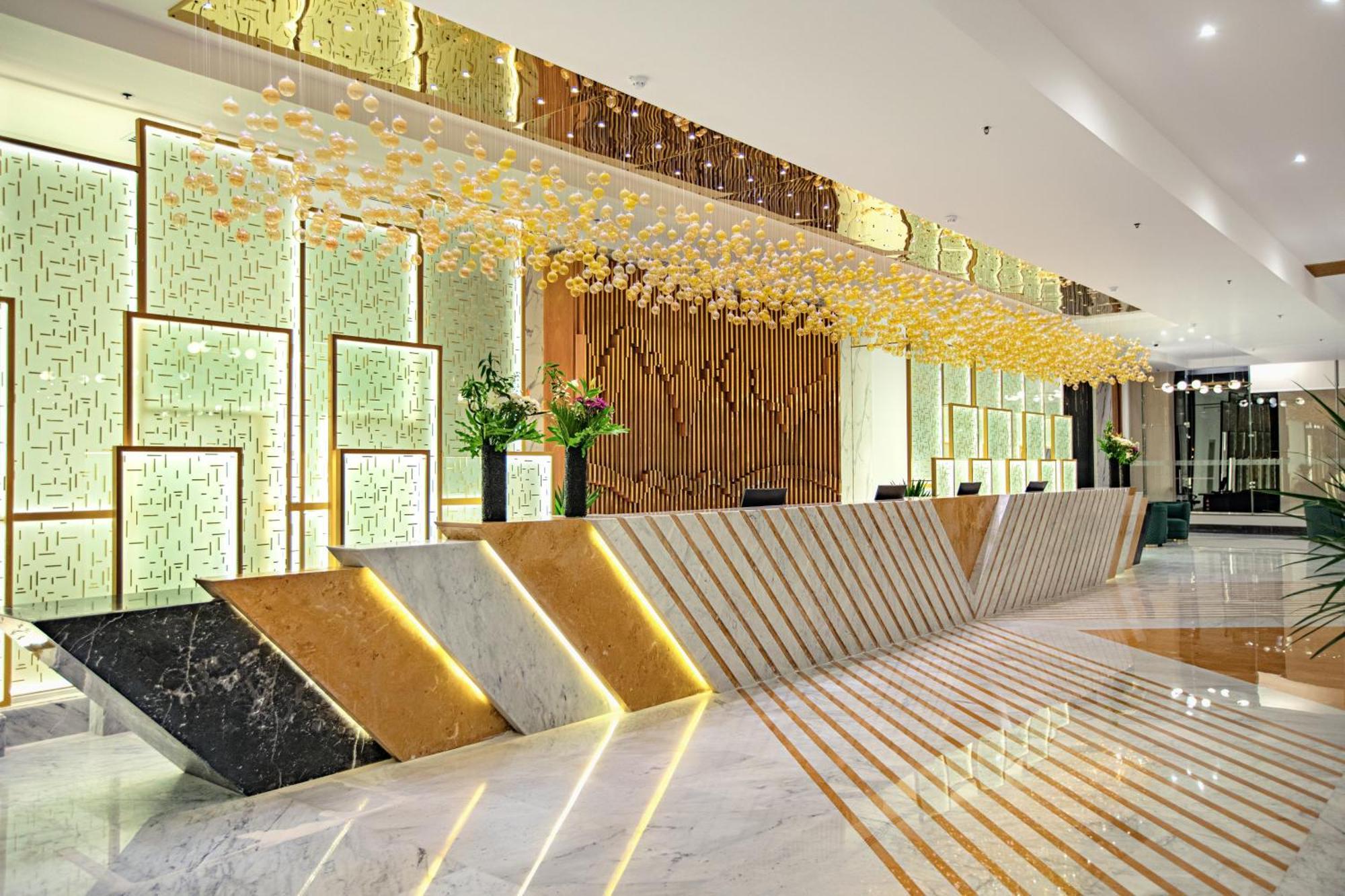 The V Luxury Resort Sahl Hasheesh Hurghada Esterno foto The lobby of the hotel