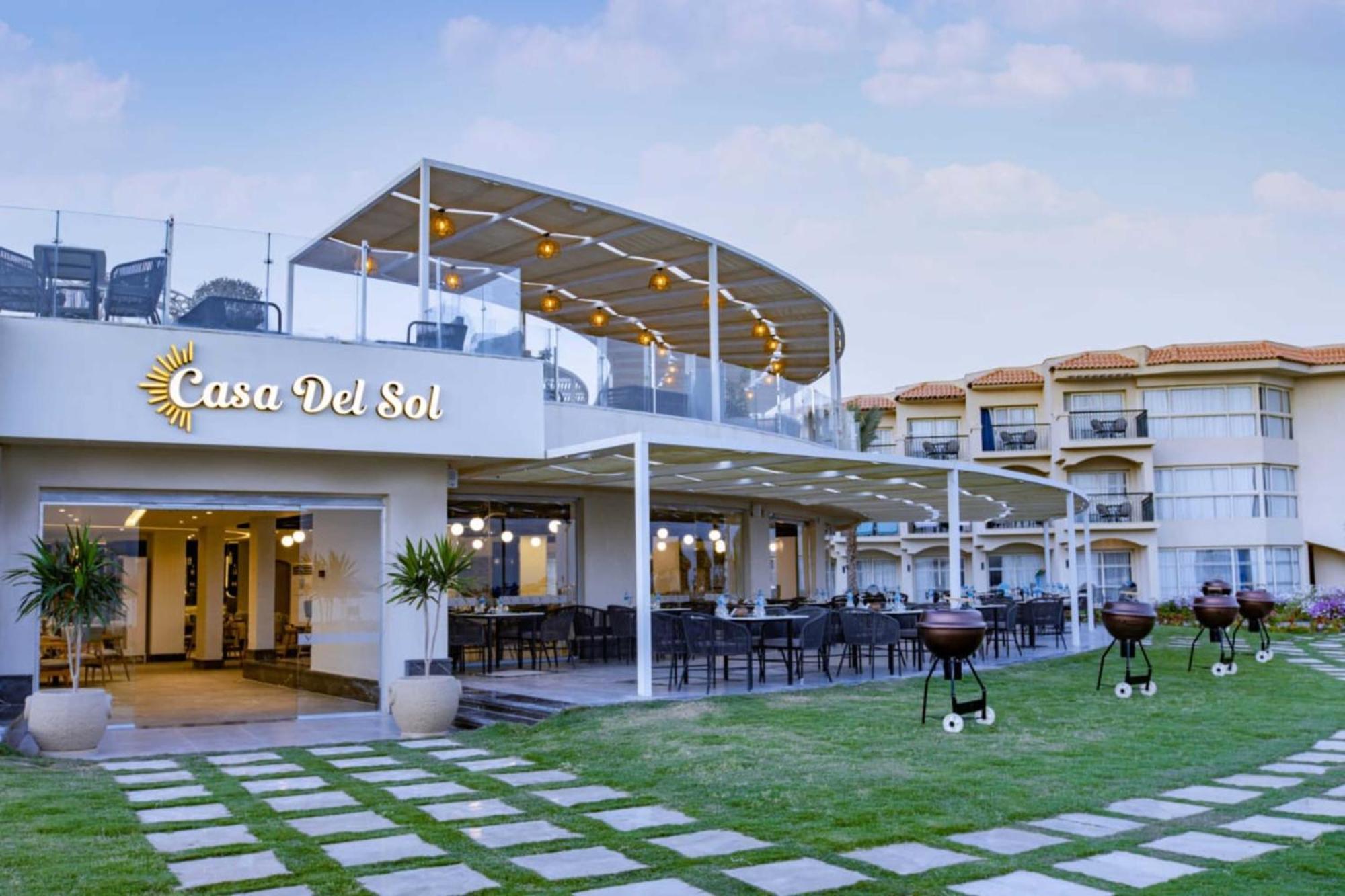 The V Luxury Resort Sahl Hasheesh Hurghada Esterno foto Casa Del Sol