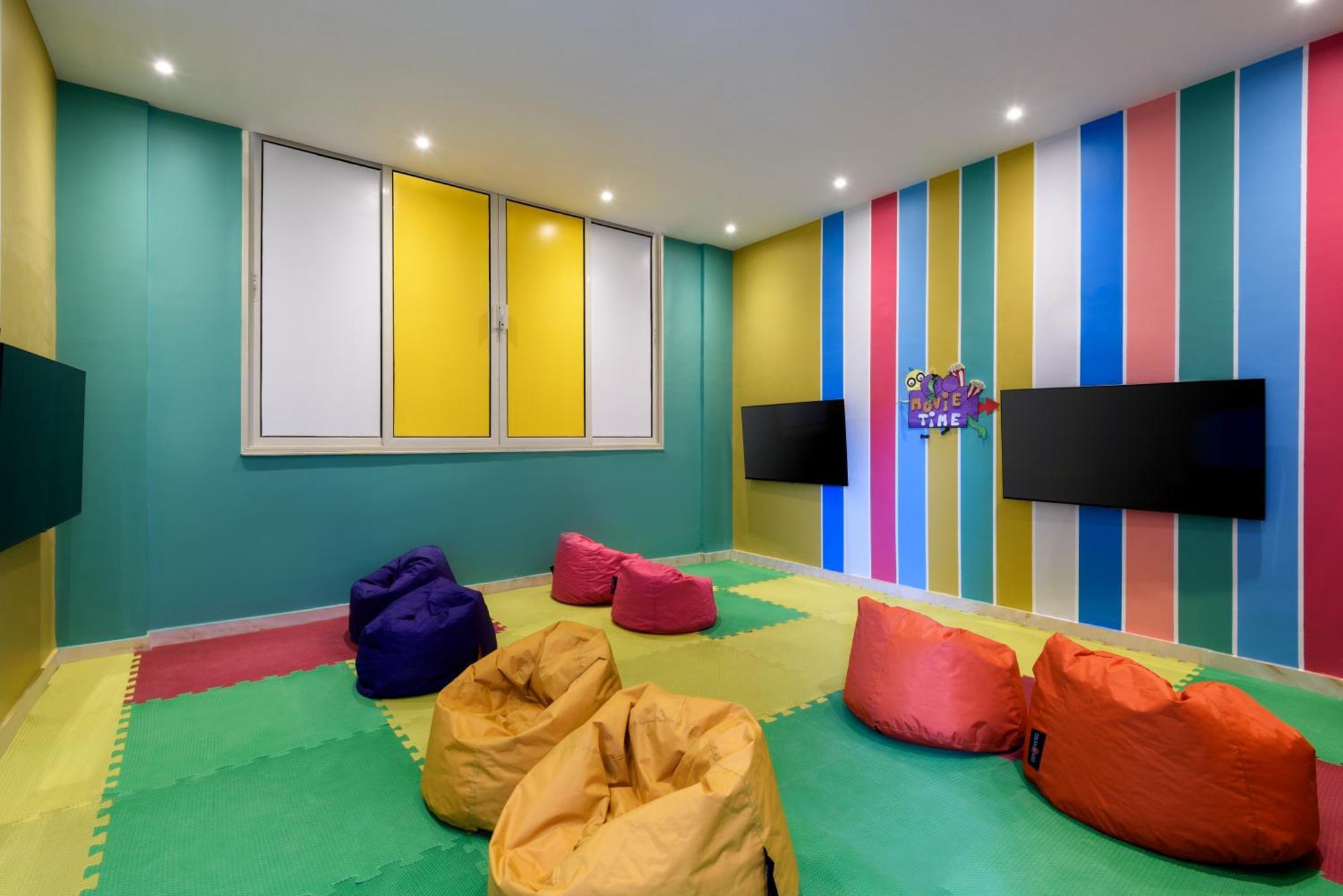 The V Luxury Resort Sahl Hasheesh Hurghada Esterno foto The children's room